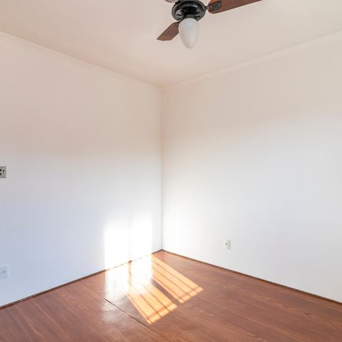 Casa para alugar com 220m², 3 quartos e 4 vagas Casa para alugar com 220m², 3 quartos e 4 vagasQuarto 2