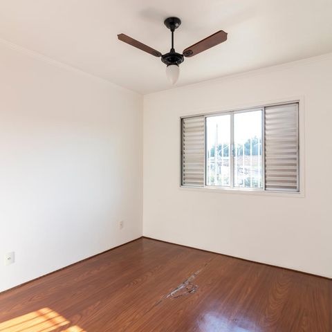 Casa para alugar com 220m², 3 quartos e 4 vagas Casa para alugar com 220m², 3 quartos e 4 vagasQuarto 2