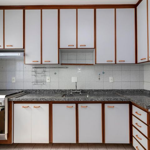 Casa para alugar com 220m², 3 quartos e 4 vagas Casa para alugar com 220m², 3 quartos e 4 vagasCozinha