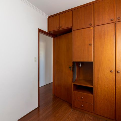 Casa para alugar com 220m², 3 quartos e 4 vagas Casa para alugar com 220m², 3 quartos e 4 vagasQuarto 1