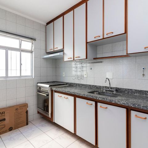 Casa para alugar com 220m², 3 quartos e 4 vagas Casa para alugar com 220m², 3 quartos e 4 vagasCozinha