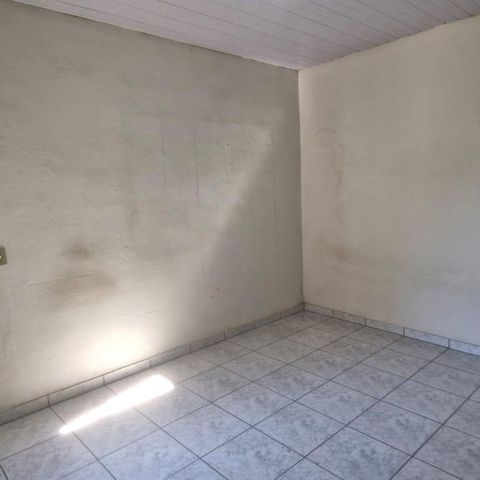 Casa à venda com 60m², 1 quarto e sem vaga