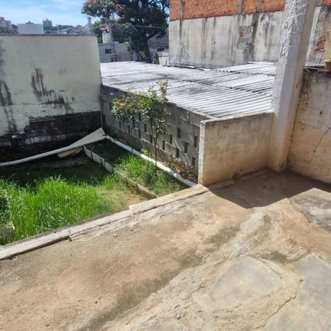 Casa à venda com 60m², 1 quarto e sem vaga