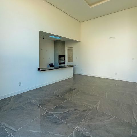 Casa de condomínio à venda com 111m², 3 quartos e 2 vagas Casa de condomínio à venda com 111m², 3 quartos e 2 vagasSala