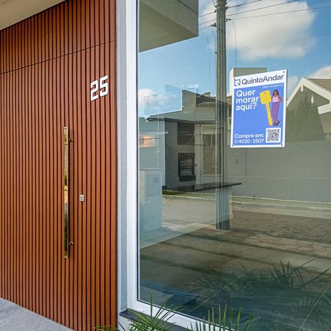 Casa de condomínio à venda com 111m², 3 quartos e 2 vagas Casa de condomínio à venda com 111m², 3 quartos e 2 vagasPlaquinha