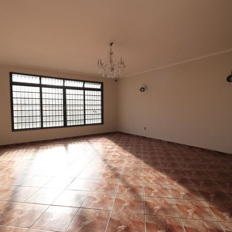 Casa para alugar com 241m², 6 quartos e 4 vagasSala 3