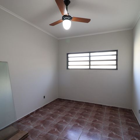 Casa para alugar com 241m², 6 quartos e 4 vagasQuarto 1