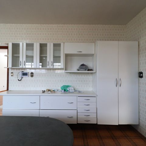 Casa para alugar com 241m², 6 quartos e 4 vagasCozinha