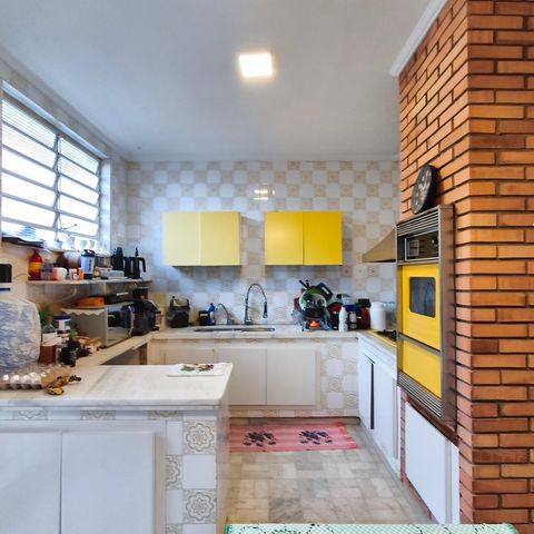 Casa para alugar com 250m², 2 quartos e 4 vagas Casa para alugar com 250m², 2 quartos e 4 vagasCozinha