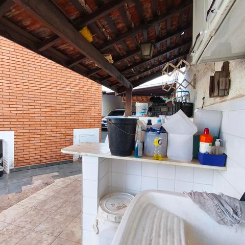 Casa para alugar com 250m², 2 quartos e 4 vagas Casa para alugar com 250m², 2 quartos e 4 vagasÁrea de Serviço