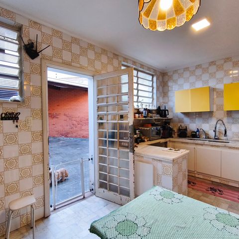 Casa para alugar com 250m², 2 quartos e 4 vagas Casa para alugar com 250m², 2 quartos e 4 vagasCozinha