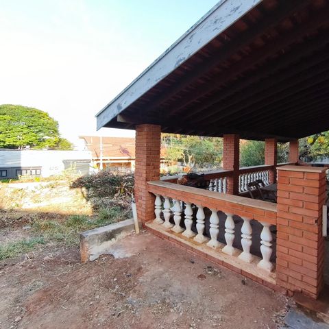 Casa para alugar com 250m², 2 quartos e 4 vagas Casa para alugar com 250m², 2 quartos e 4 vagasQuintal