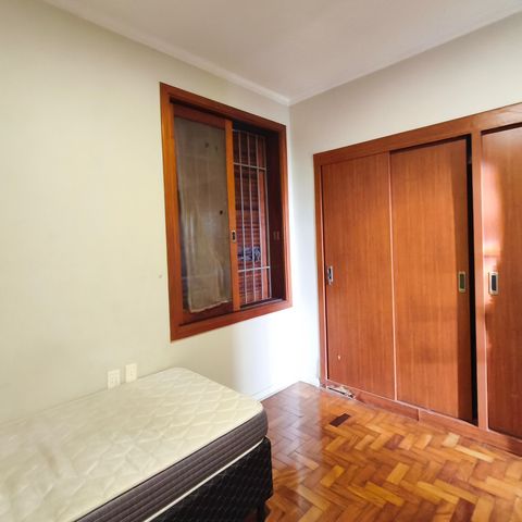 Casa para alugar com 250m², 2 quartos e 4 vagas Casa para alugar com 250m², 2 quartos e 4 vagasQuarto
