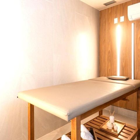 Apartamento à venda com 194m², 4 quartos e 3 vagas