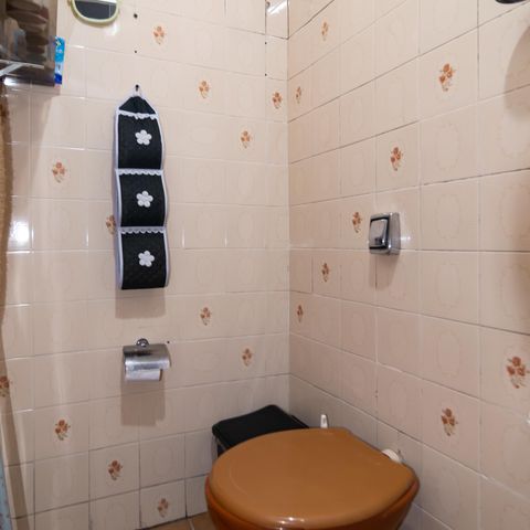 Casa à venda com 194m², 3 quartos e 2 vagasBanheiro
