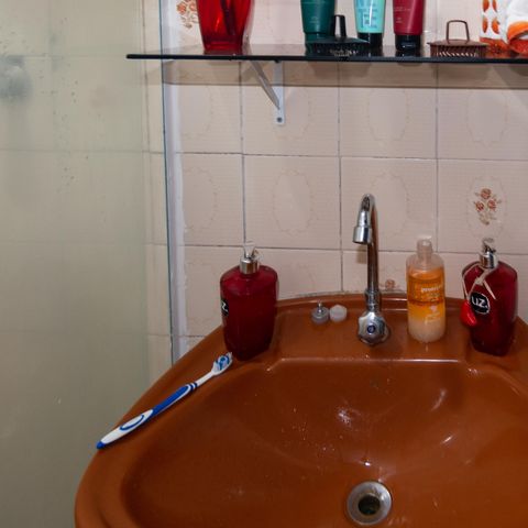 Casa à venda com 194m², 3 quartos e 2 vagasBanheiro