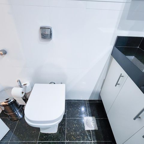 Apartamento à venda com 184m², 3 quartos e 1 vaga Apartamento à venda com 184m², 3 quartos e 1 vagaBanheiro 1