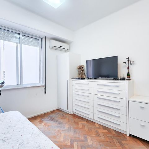 Apartamento à venda com 184m², 3 quartos e 1 vaga Apartamento à venda com 184m², 3 quartos e 1 vagaQuarto 2