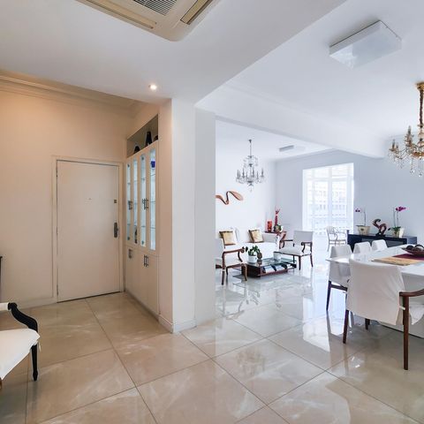 Apartamento à venda com 184m², 3 quartos e 1 vaga Apartamento à venda com 184m², 3 quartos e 1 vagaSala