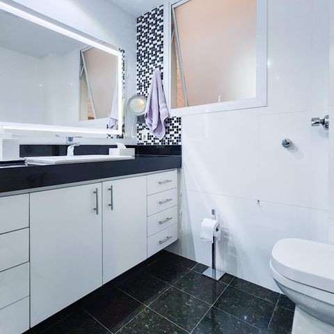 Apartamento à venda com 184m², 3 quartos e 1 vaga Apartamento à venda com 184m², 3 quartos e 1 vagaBanheiro 2