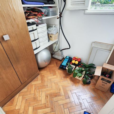 Apartamento à venda com 184m², 3 quartos e 1 vaga Apartamento à venda com 184m², 3 quartos e 1 vagaQuarto de Serviço