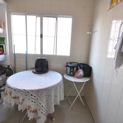 Casa à venda com 200m², 7 quartos e 7 vagasCasa 3 - Cozinha