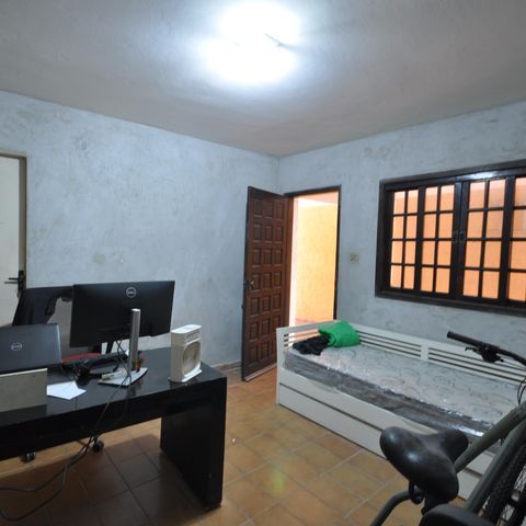 Casa à venda com 200m², 7 quartos e 7 vagasCasa 2 - Sala 