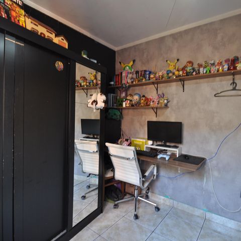 Casa à venda com 200m², 7 quartos e 7 vagasQuarto 2