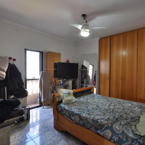 Casa à venda com 200m², 7 quartos e 7 vagasCasa 3 - Quarto 1