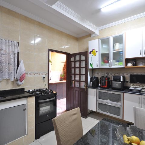 Casa à venda com 200m², 7 quartos e 7 vagasCozinha