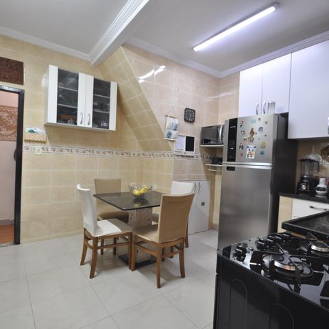Casa à venda com 200m², 7 quartos e 7 vagasCozinha