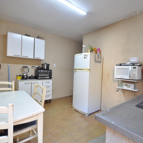Casa à venda com 200m², 7 quartos e 7 vagasCasa 2 - Cozinha 