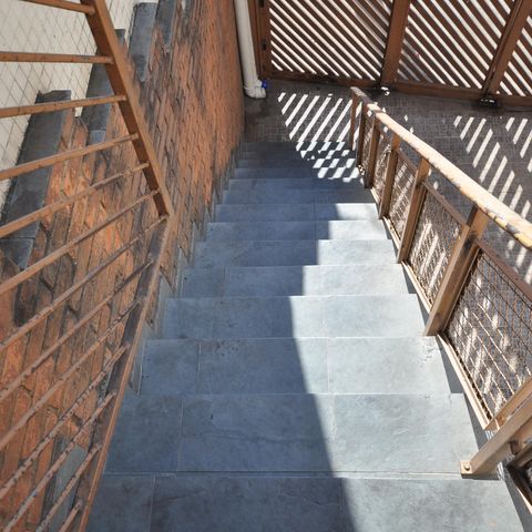 Casa à venda com 200m², 7 quartos e 7 vagasEscada