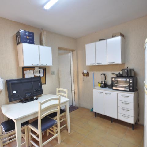 Casa à venda com 200m², 7 quartos e 7 vagasCasa 2 - Cozinha 