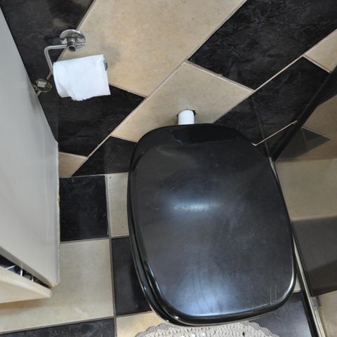 Casa à venda com 200m², 7 quartos e 7 vagasBanheiro da Suíte 1