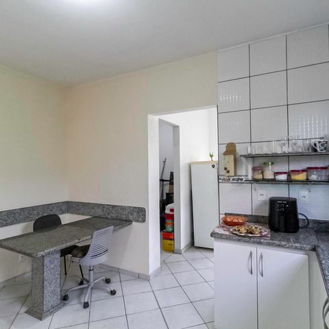 Casa à venda com 210m², 3 quartos e 3 vagas Casa à venda com 210m², 3 quartos e 3 vagasCozinha