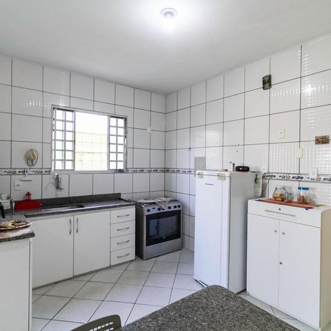 Casa à venda com 210m², 3 quartos e 3 vagas Casa à venda com 210m², 3 quartos e 3 vagasCozinha