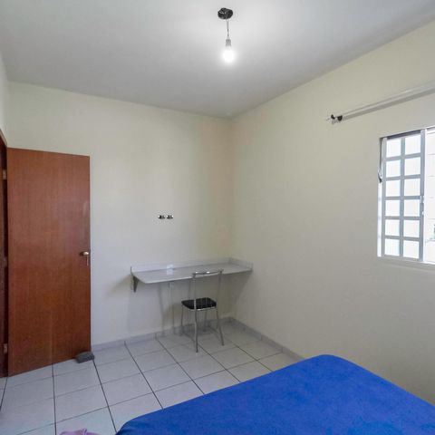 Casa à venda com 210m², 3 quartos e 3 vagas Casa à venda com 210m², 3 quartos e 3 vagasQuarto 3