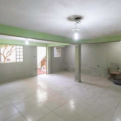 Casa à venda com 210m², 3 quartos e 3 vagas Casa à venda com 210m², 3 quartos e 3 vagasQuintal