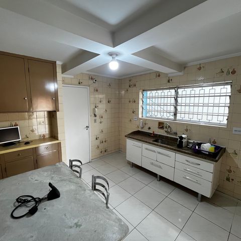 Casa à venda com 105m², 3 quartos e 2 vagasCozinha