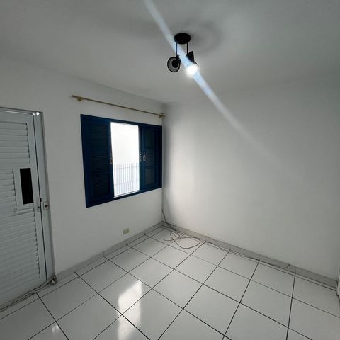 Casa à venda com 105m², 3 quartos e 2 vagasQuarto C/ Elevador
