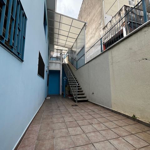 Casa à venda com 105m², 3 quartos e 2 vagasQuintal