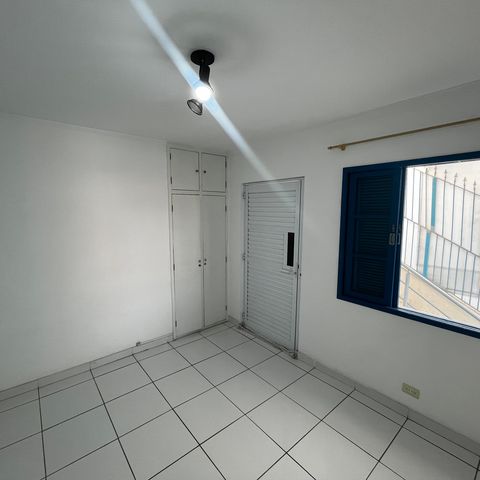 Casa à venda com 105m², 3 quartos e 2 vagasQuarto C/ Elevador