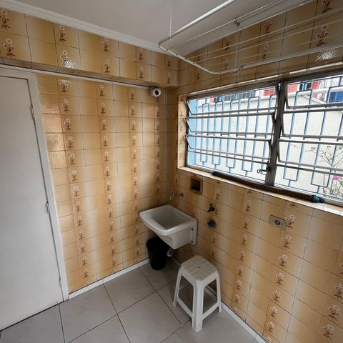 Casa à venda com 105m², 3 quartos e 2 vagasÁrea de Serviço