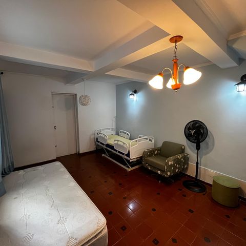 Casa à venda com 105m², 3 quartos e 2 vagasSala