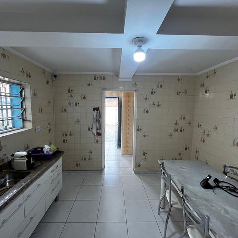 Casa à venda com 105m², 3 quartos e 2 vagasCozinha