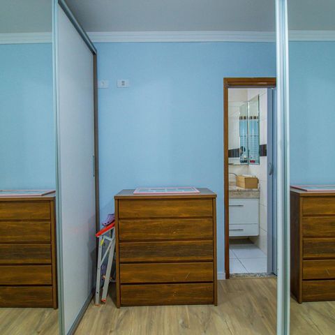Casa à venda com 198m², 4 quartos e 2 vagas