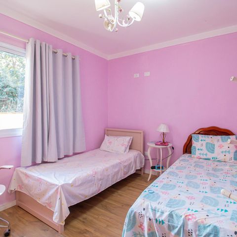 Casa à venda com 198m², 4 quartos e 2 vagas