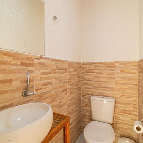 Casa à venda com 198m², 4 quartos e 2 vagas