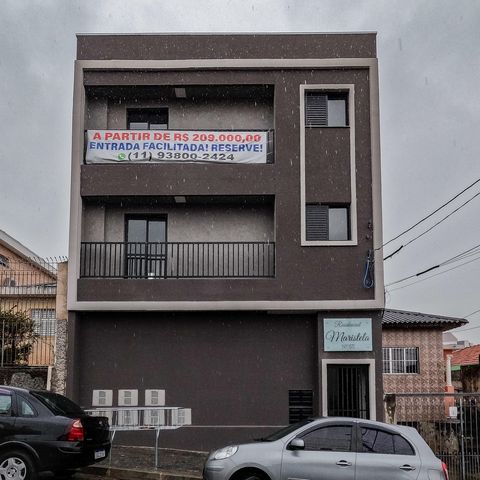 Studio à venda com 29m², 1 quarto e sem vaga Studio à venda com 29m², 1 quarto e sem vagaFachada